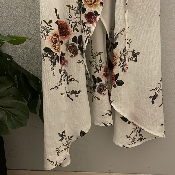 Showpo Wrap and Cross Maxi Dress size 2 - Picture 9 of 11